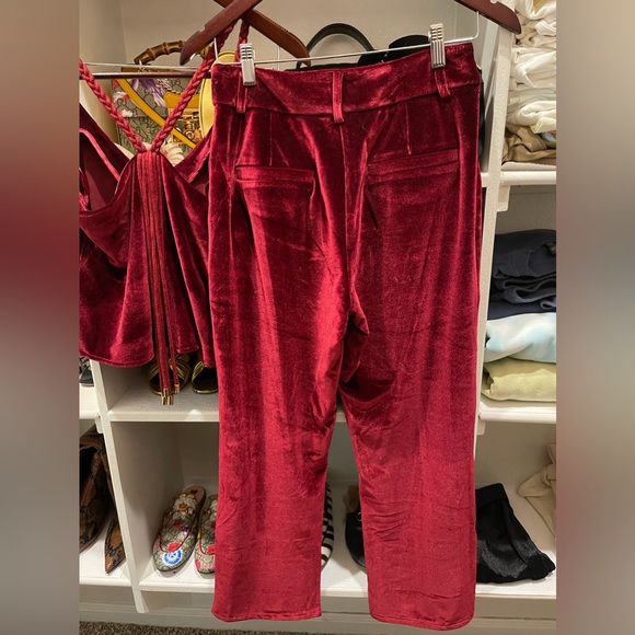 Choosy two piece velvet maroon crop top set - Picture 4 of 5